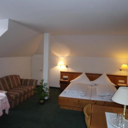 Hotel Landgasthof Hacker Zachenberg Buitenkant foto