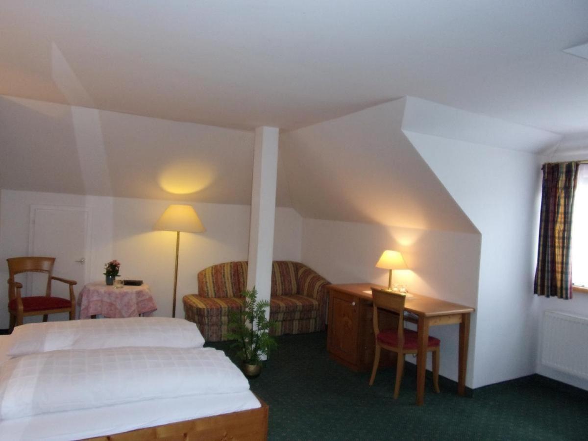 Hotel Landgasthof Hacker Zachenberg Buitenkant foto